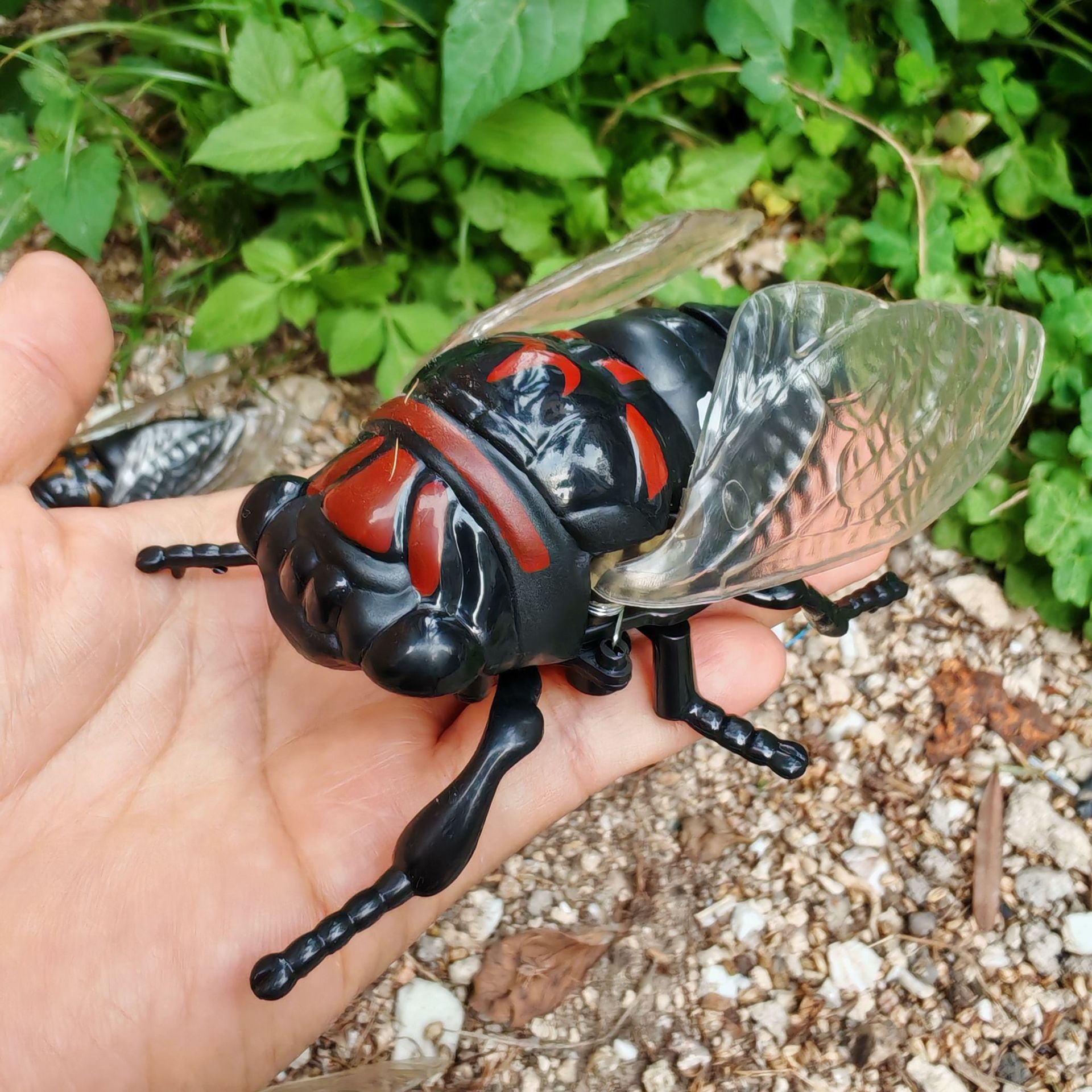 New Wind Up Insect Bionic Toys - Prank Toys review and price